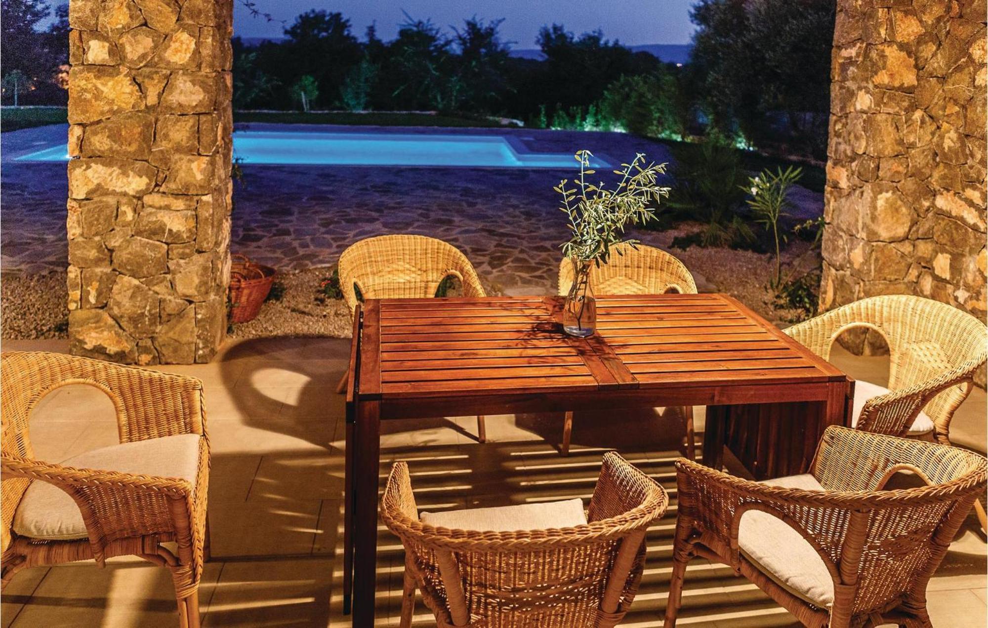 Nice Home In Zgaljici With Outdoor Swimming Pool Skrbčići Εξωτερικό φωτογραφία